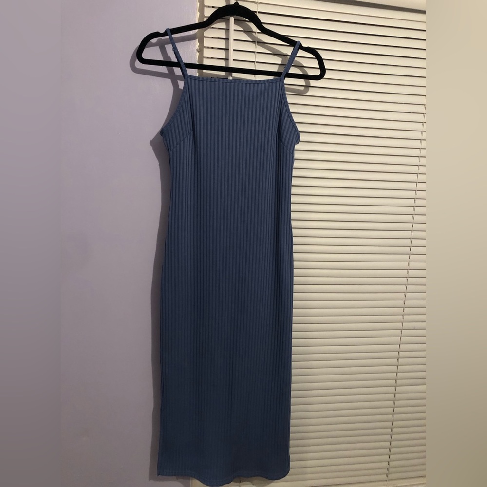 Blue long dress with slots on the bottom sides 💙